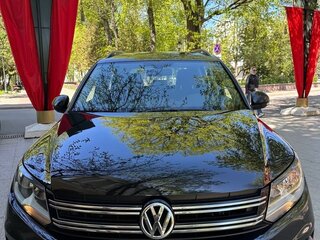 2012 Volkswagen Tiguan I Рестайлинг, чёрный, 1400000 рублей, вид 1