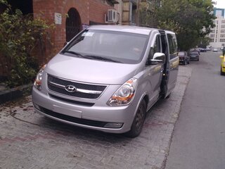 2008 Hyundai Grand Starex I, серебристый, 1400000 рублей, вид 2