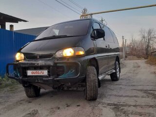 1994 Mitsubishi Delica IV, зелёный, 720000 рублей, вид 2