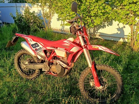 2024 Regulmoto Holeshot, красный, 199000 рублей, вид 1