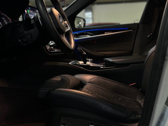 2020 BMW 5 серии 530i VII (G30/G31/G38) Рестайлинг, белый, 5250000 рублей - вид 16