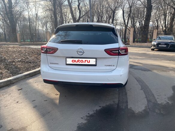 2018 Opel Insignia II, белый, 1700000 рублей - вид 4