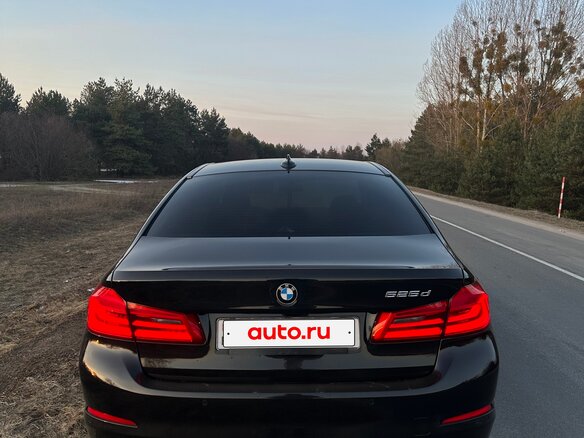 2018 BMW 5 серии 525d VII (G30/G31/G38), чёрный, 2400000 рублей - вид 4