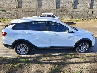 2019 Lada (ВАЗ) Vesta SW Cross I, белый, 900000 рублей, вид 2