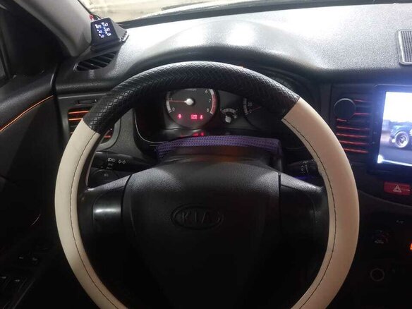2009 Kia Rio II, белый, 495000 рублей - вид 9
