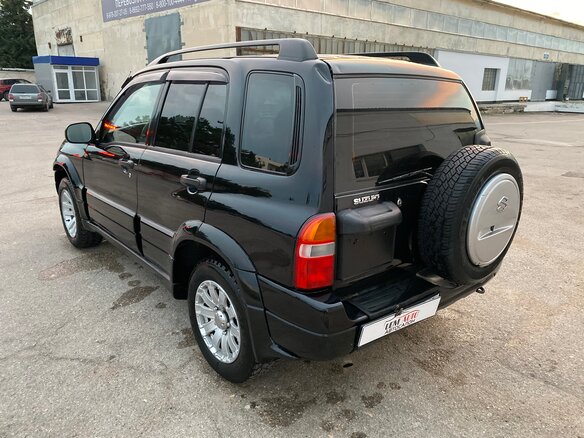 2000 Suzuki Grand Vitara I, чёрный - вид 9