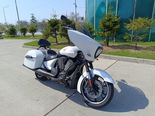 2015 Victory Cross Country, белый, 1250000 рублей, вид 1