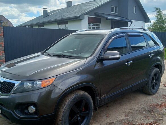 2010 Kia Sorento II, золотистый, 750000 рублей