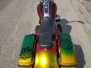 2005 Harley-Davidson Road King, красный, 679239 рублей, вид 2