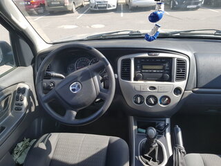 2005 Mazda Tribute I Рестайлинг, серебристый, 393000 рублей, вид 4