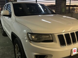 2013 Jeep Grand Cherokee IV (WK2) Рестайлинг, белый, 1900000 рублей, вид 1