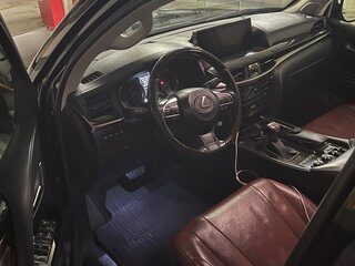 2016 Lexus LX 570 III Рестайлинг 2, чёрный, 6600000 рублей, вид 3