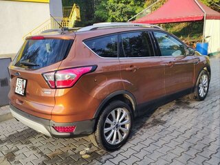 2017 Ford Escape III Рестайлинг, золотистый, 1440000 рублей, вид 5