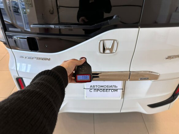 2016 Honda Stepwgn V, белый - вид 26