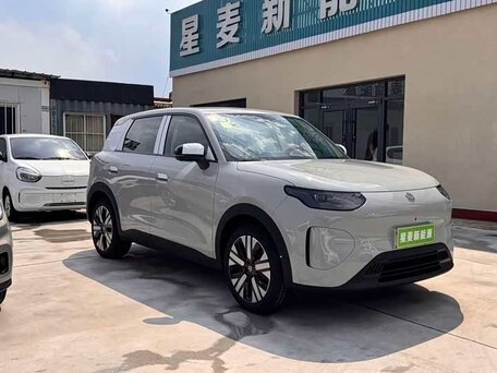 2026 Leapmotor A10 39.8 kWh, серый, 1744000 рублей, вид 2