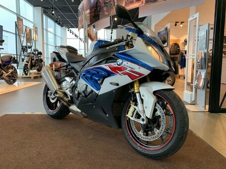 2018 BMW S 1000 RR, белый, 1500000 рублей, вид 1