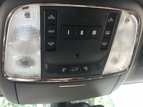 2014 Jeep Grand Cherokee IV (WK2) Рестайлинг, белый - вид 17
