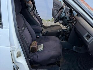 2010 Lada (ВАЗ) Priora I, белый, 350000 рублей, вид 3