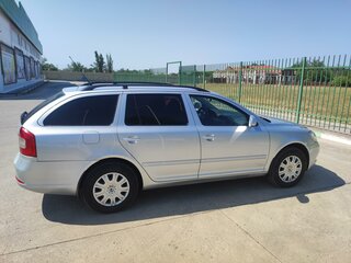 2010 Skoda Octavia II (A5) Рестайлинг, серебристый, 930000 рублей, вид 4