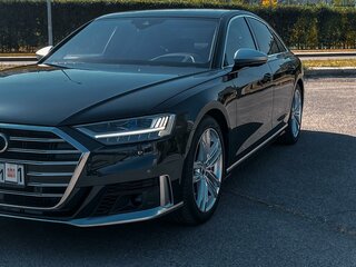 2020 Audi S8 IV (D5), синий, 13000000 рублей, вид 4