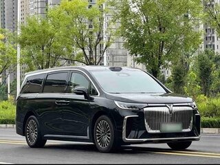 2026 Voyah Dream I Рестайлинг, чёрный, 7900226 рублей, вид 3
