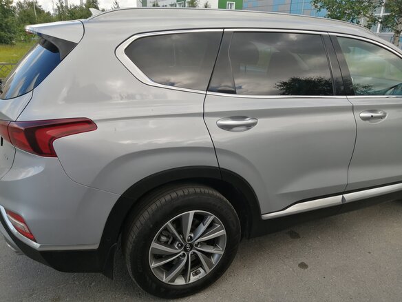 2018 Hyundai Santa Fe IV, серебристый - вид 15