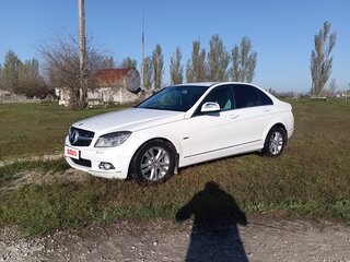 2007 Mercedes-Benz C-Класс 180 Kompressor III (W204), белый, 1200000 рублей, вид 1