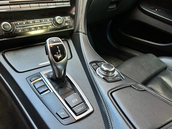 2012 BMW 6 серии 640i III (F06/F13/F12), серый, 1820000 рублей - вид 19