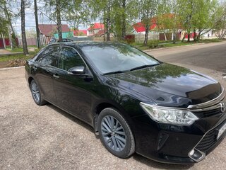 2016 Toyota Camry VII (XV50) Рестайлинг, чёрный, 2000000 рублей, вид 1