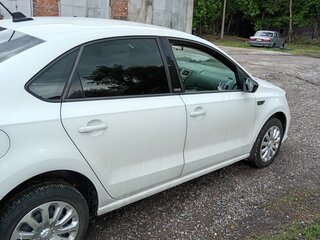 2017 Volkswagen Polo V Рестайлинг, белый, 1300000 рублей, вид 2
