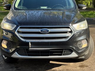 2018 Ford Kuga II Рестайлинг, чёрный, 1400000 рублей, вид 1