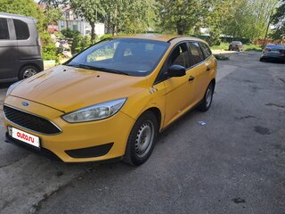 2015 Ford Focus III Рестайлинг, жёлтый, 420000 рублей, вид 1