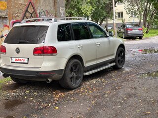 2005 Volkswagen Touareg I, белый, 750000 рублей, вид 5