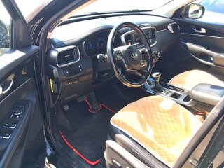 2018 Kia Sorento 6-speed III Prime Рестайлинг, чёрный, 2650000 рублей, вид 5