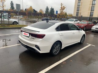 2022 Kia Cerato IV Рестайлинг, белый, 2490000 рублей, вид 4