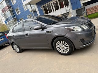 2013 Kia Rio III, серый, 1000000 рублей, вид 2