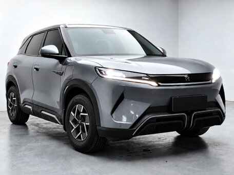 2025 BYD Yuan Up 45.12 kWh, серый, 1650000 рублей, вид 3
