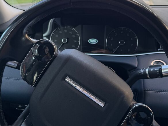 2019 Land Rover Range Rover Evoque II, серый, 3050000 рублей - вид 8