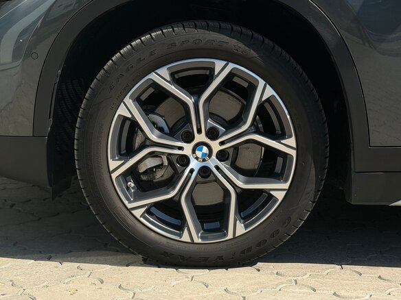 2021 BMW X1 28i xDrive II (F48) Рестайлинг, серый, 2250000 рублей - вид 13