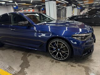 2017 BMW 5 серии 530i xDrive VII (G30/G31/G38), синий, 3900000 рублей, вид 3