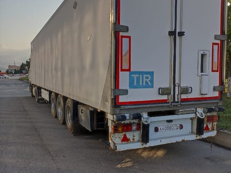 2002 DAF XF, белый, 5500000 рублей, вид 4