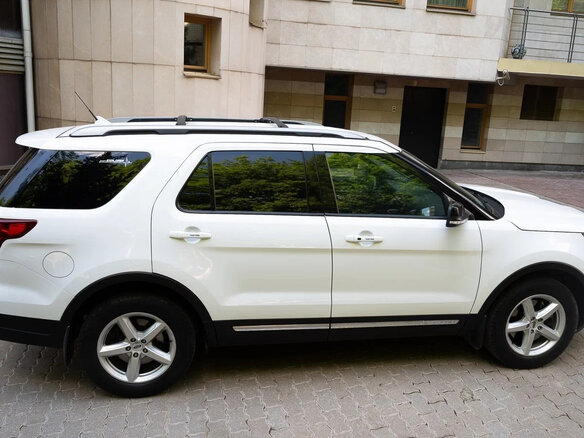 2018 Ford Explorer V Рестайлинг 2, белый, 2001000 рублей - вид 16