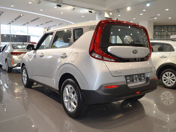 2021 Kia Soul III, серебристый - вид 9