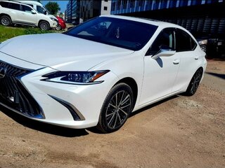 2022 Lexus ES 250 VII Рестайлинг, белый, 5650000 рублей, вид 1