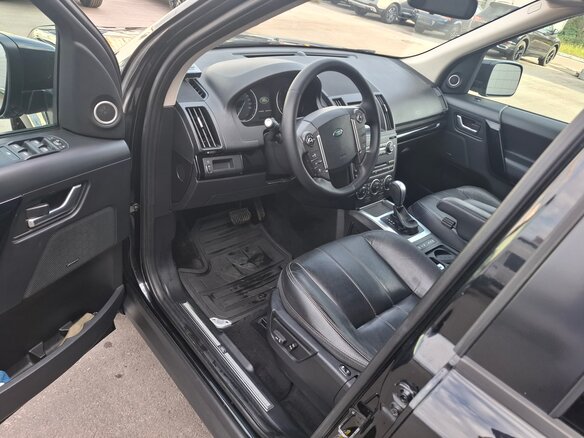 2014 Land Rover Freelander II Рестайлинг 2, чёрный, 1550000 рублей - вид 9