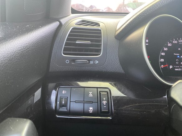 2013 Kia Sorento II Рестайлинг, чёрный, 1590000 рублей - вид 13