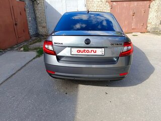 2018 Skoda Octavia III (A7) Рестайлинг, серый, 1900000 рублей, вид 4