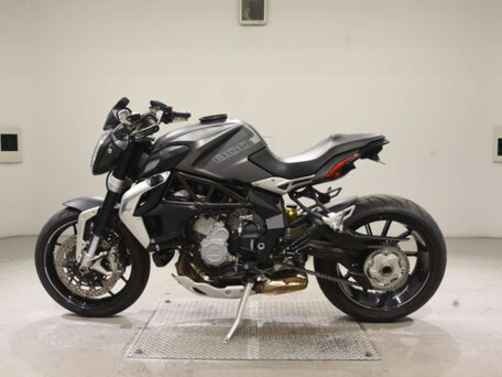 2018 MV Agusta Brutale 800, серый, 555000 рублей, вид 3