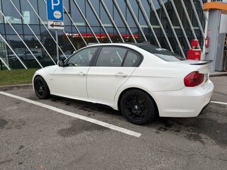 2010 BMW 3 серии 335d V (E90/E91/E92/E93) Рестайлинг, белый, 1622929 рублей, вид 3