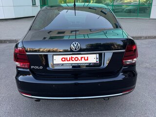 2016 Volkswagen Polo V Рестайлинг, чёрный, 1000000 рублей, вид 3